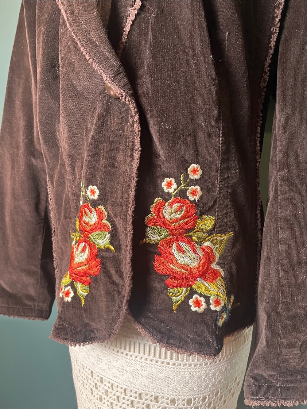 Vintage Y2K Corduroy Blazer with Rose Embroidery - Picture 3 of 9